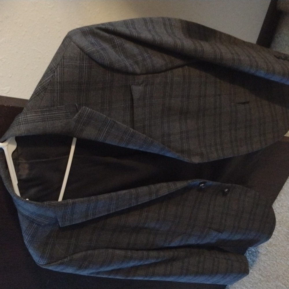 jf j.ferrar Gray Plaid Blazer